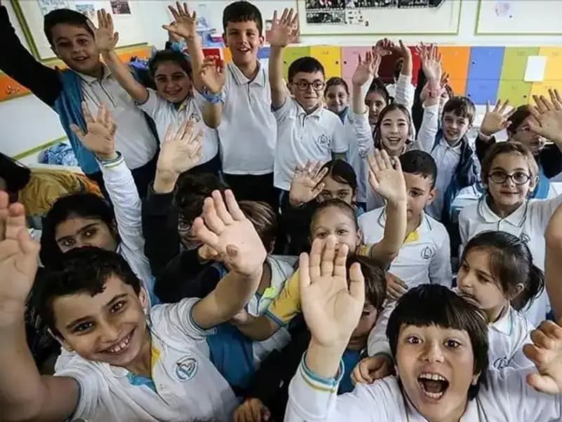 9 Günlük Tatil Sonrası Okul Zilinin Yeniden Çağrısı