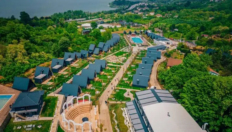 Bungalovlarda Gizli Kamera Kontrolü: Yurt Dışından Özel Cihaz Getirildi