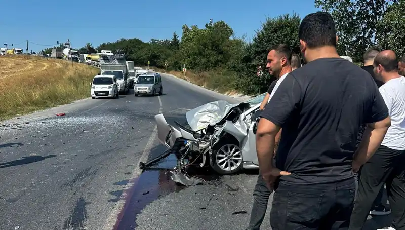 İstanbul’da Dehşet Anları: Kalp Krizi Geçiren Sürücü Kazaya Karıştı