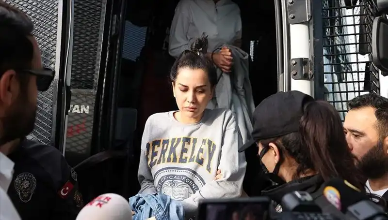 Dilan Polat’ın Instagram Hesabına Erişim Engellendi: Arkasında Ne Var?
