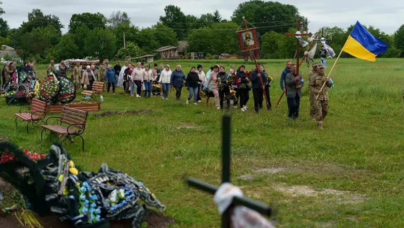 İngiliz Askeri, Ukrayna'daki Savaşta Hayatını Kaybetti: Olayın Detayları