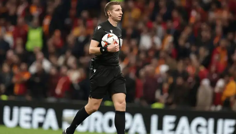 Galatasaray-Antalyaspor Maçında VAR Yönetimi Belçikalı Lawrence’a Emanet Edildi