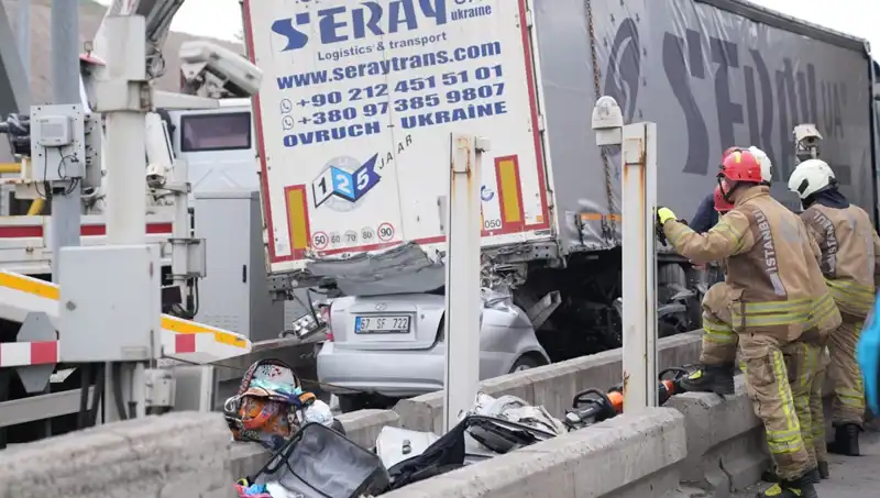 Bayram Tatilinde Trafik Kazalarında Korkunç Artış: 72 Kayıp