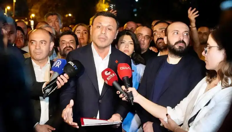 CHP İstanbul İl Başkanı Özgür Çelik, Siyasi Gelişmeler Üzerine İfade Verdi