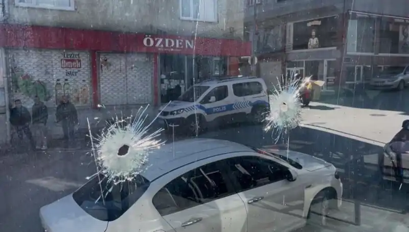 Bursa'da Kıraathane Kurşunlaması: Olayın Arkasındaki Sır Perdesi Aralanıyor