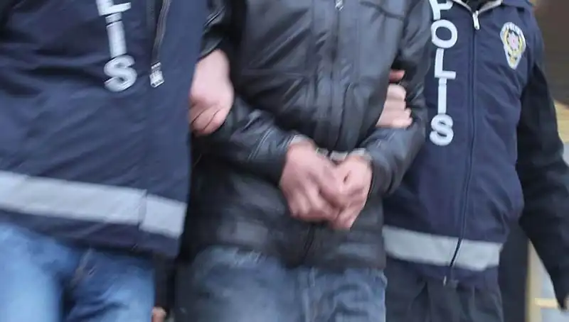 Türkiye’nin 8 İlinde Dolandırıcılık Şebekesine Büyük Darbe