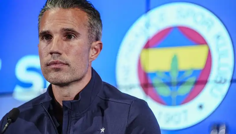 Robin van Persie’den Fenerbahçe Maçına Dair Çarpıcı Yorumu: Tur Şansı Yüzde Kaç?