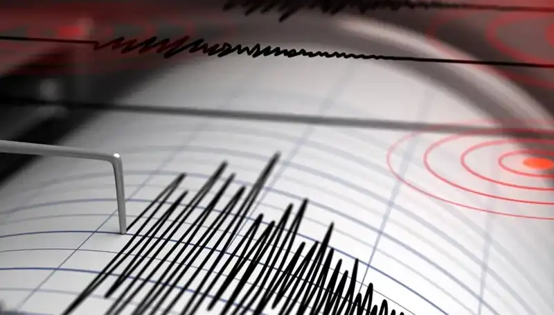 Manisa’da Beklenmedik 4 Büyüklüğünde Deprem, Halkta Korku Yarattı