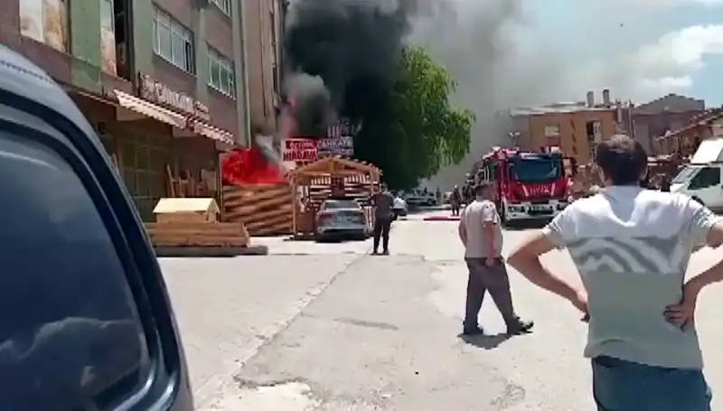 Ankara'da Yangın Korkutan Gelişmeler ve Eyaletin Üzerinde Oluşan Alevler