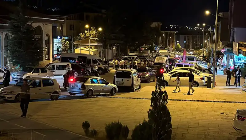 İki Aile Arasında Çıkan Kavga: 1 Ağır, 3 Yaralı!