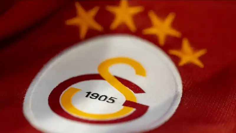 Galatasaray Divan Kurulu Toplantısı: Gelecek Hedefleri ve Sürpriz Gelişmeler