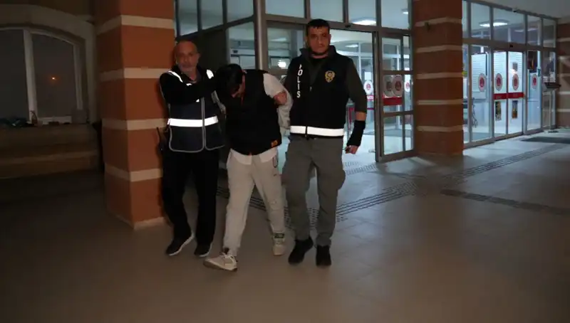 Hamile Eşini Katleden Koca, 10 Gün Cesediyle Yaşadı!