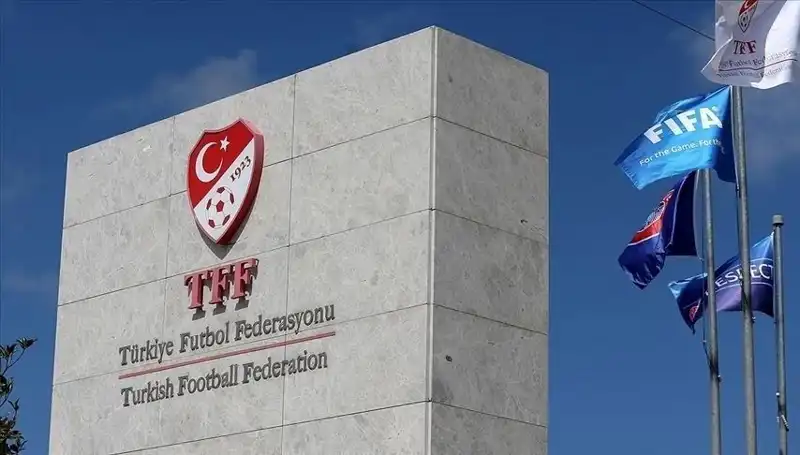 TFF'den Şok Karar: Profesyonel Liglerdeki Takım Sayısı Azalıyor!