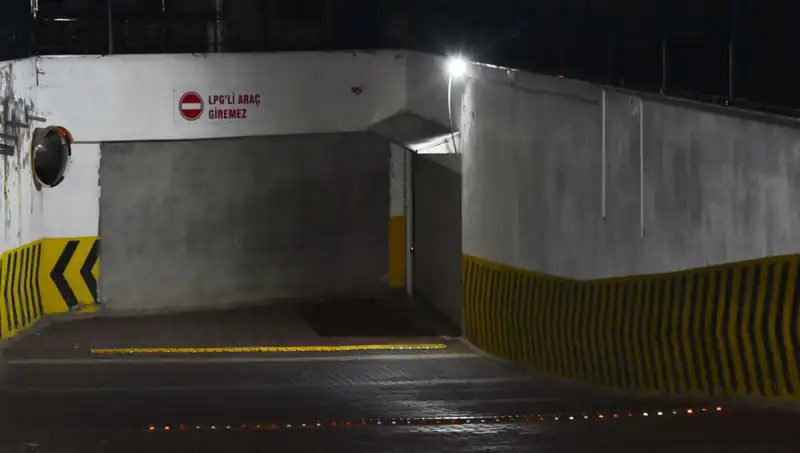 Sitedeki Kan Davası: Husumet Cinayetle Son Buldu!