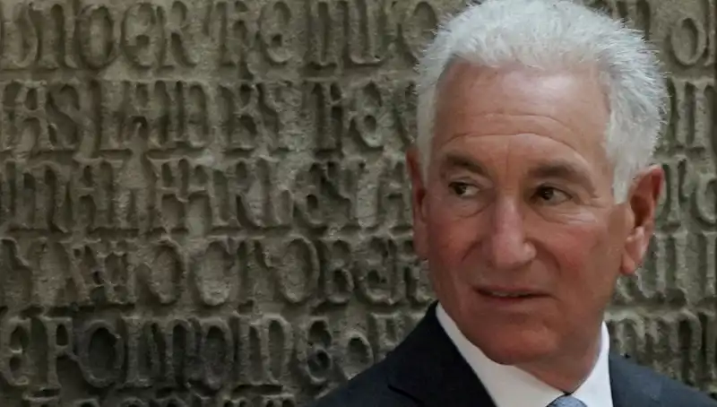 ABD Senatosu'ndan Trump'ın Düğünü Açıklığa Kavuşturan Onay