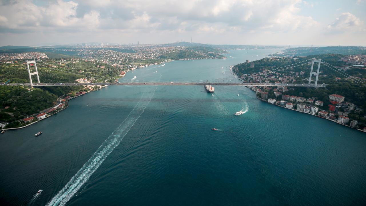İstanbul Boğazı'nda Gemi Trafiği Normale Döndü