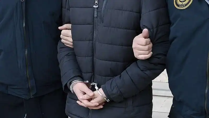 Samsun'da Firari Hükümlü Yakalandı: Hırsızlık ve Silahlı Tehdit Suçları