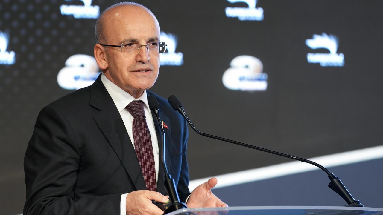 Bakan Şimşek: Enflasyon düşüyor