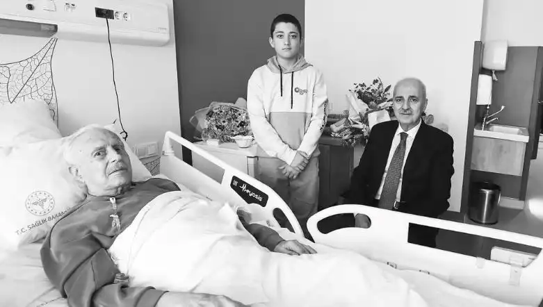 Burhan Abiş, AK Parti Kurucusu, Hayatını Kaybetti: Siyasi Mirası Ne Olacak?