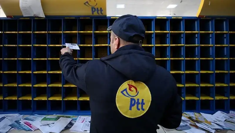 PTT Bayram Tatilinde Açık mı? 2025 Çalışma Saatlerine Göz Atın!
