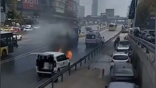 Yanan Araca TOMA ile Etkili Müdahale: Olay Anı Gözler Önünde