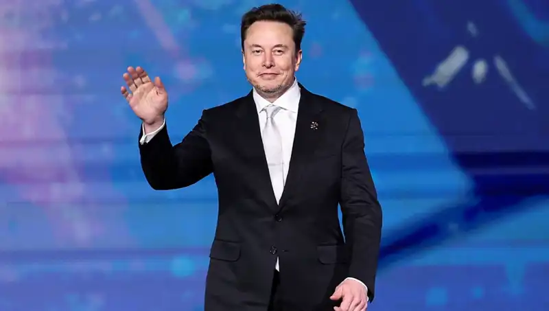 Tesla, Elektrikli Araç Canavarı Projesini Neden Askıya Aldı?