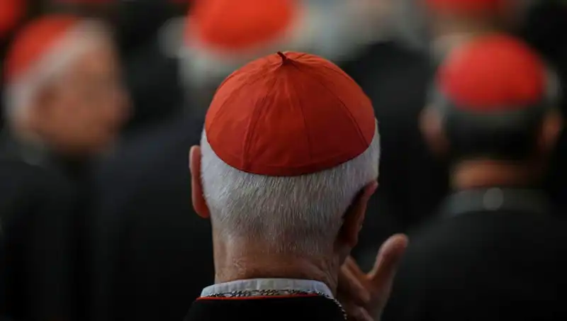 Yeni Papa Seçimi İçin Konklav Tarihi Açıklandı: Diyanet Neleri Bekliyor?