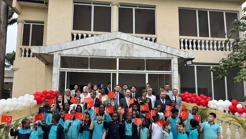 Kamerun'da Coşkuyla Kutlanan 23 Nisan Ulusal Egemenlik ve Çocuk Bayramı