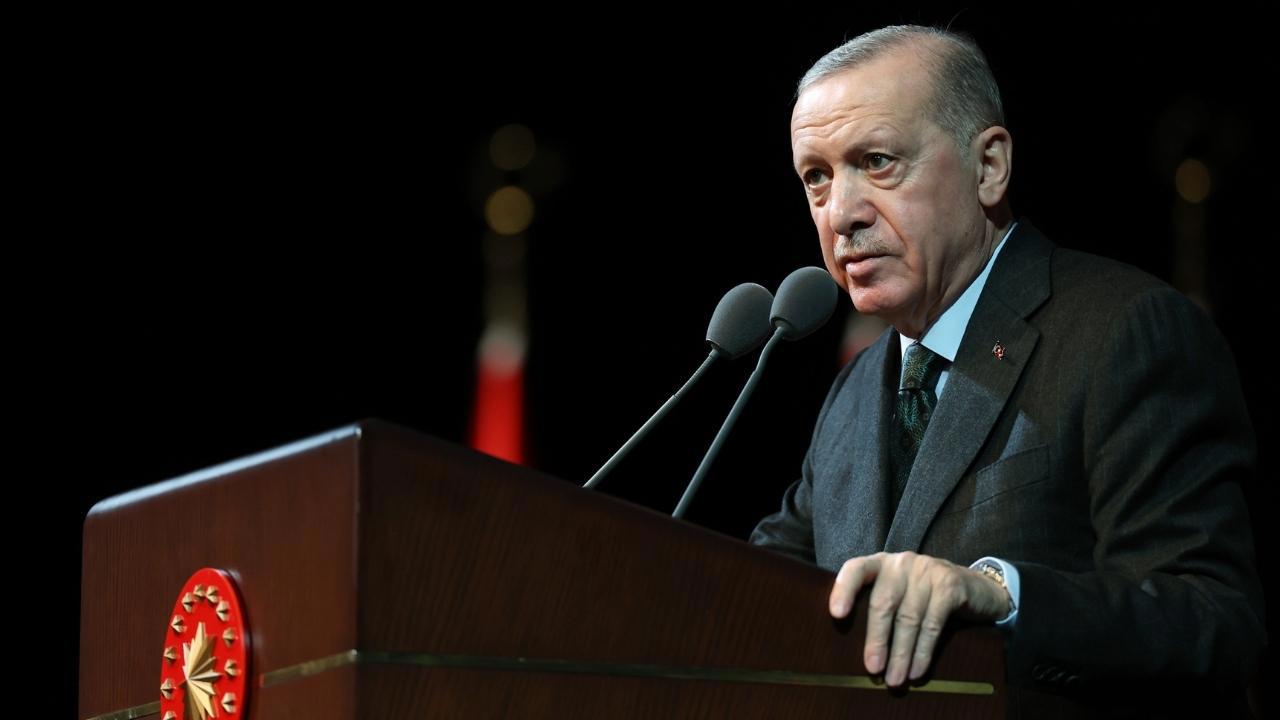 Erdoğan, Özgür Özel'e sert sözlerle yüklendi