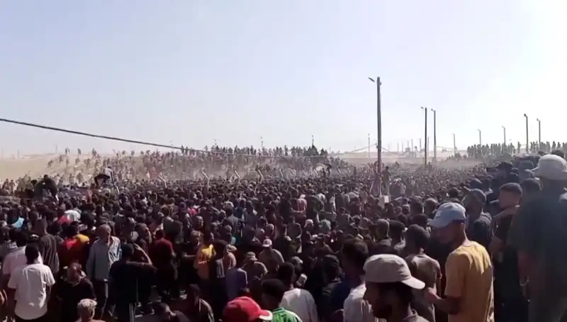 Filistin’de İnsani Yardım Çabalarına İsrail Saldırısı: 30 Can Kaybı