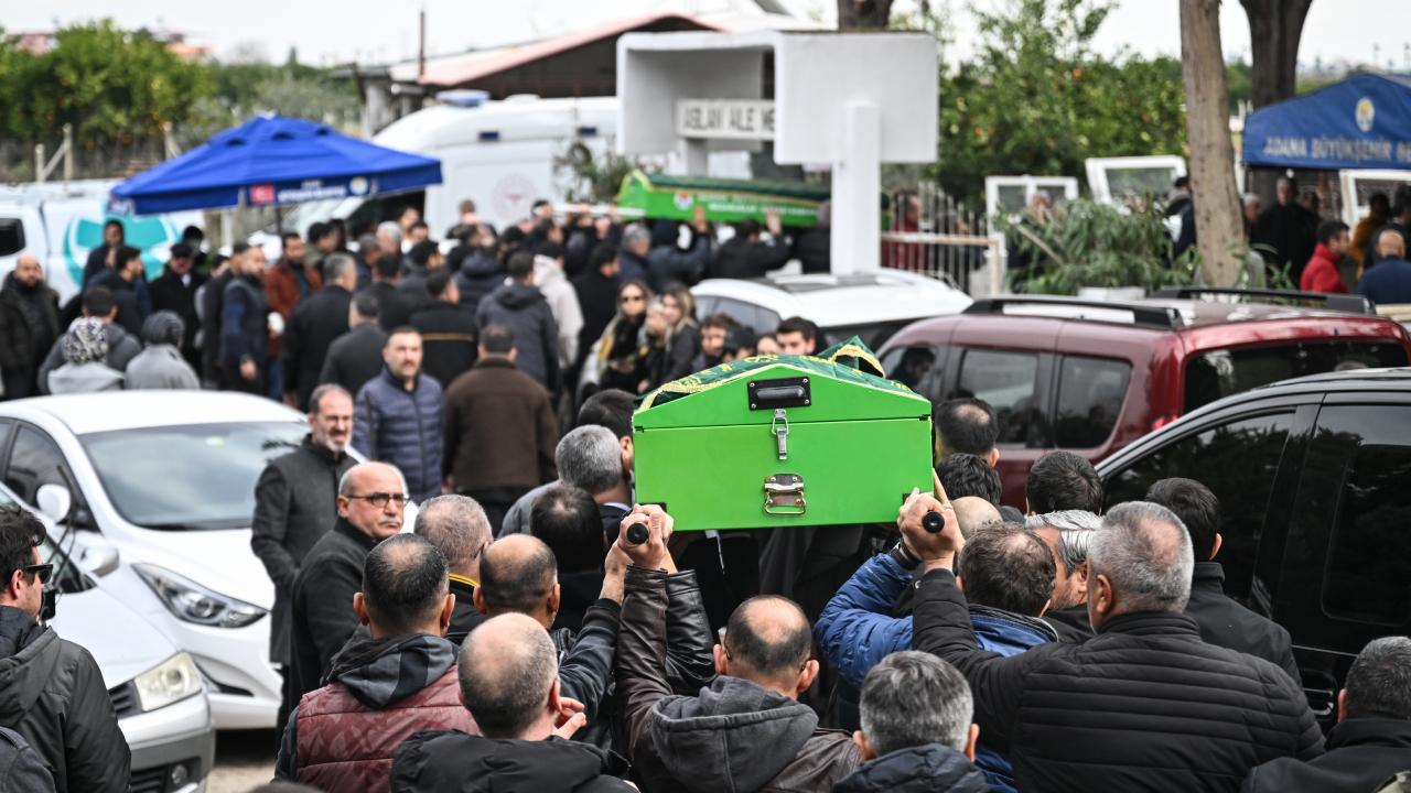 Yangın felaketinde yaşamını yitirenler için veda