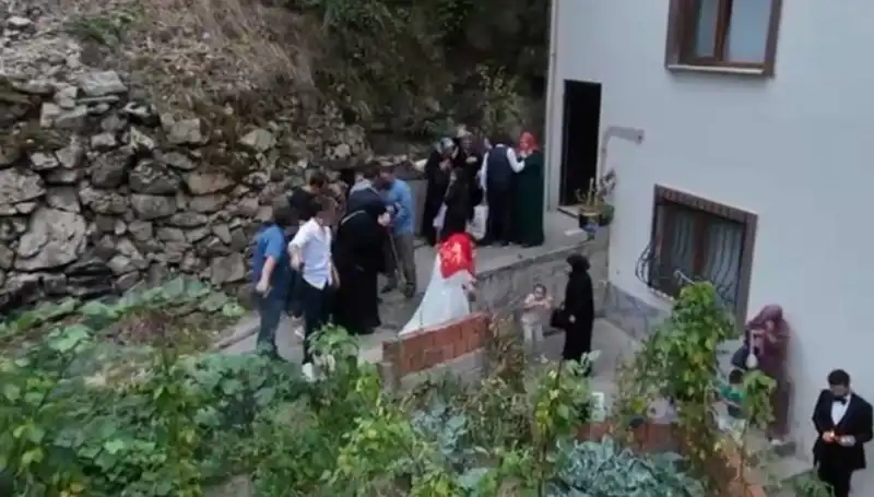 Kanlı Düğün Geceye Damga Vurdu: Gerilim Dolu Anlar