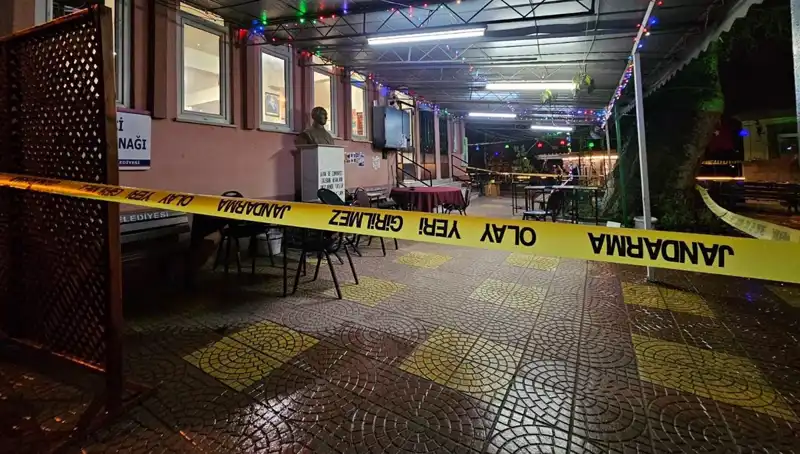 Küçükçekmece'de Meclis Üyesi Adayına Silahlı Saldırı: Siyasi Şiddet Alarm Veriyor