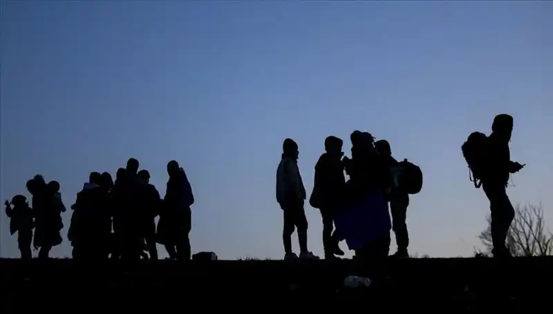 Kırklareli'nde 13 Düzensiz Göçmen Yakalandı: Sınır Güvenliğinde Yeni Önlemler