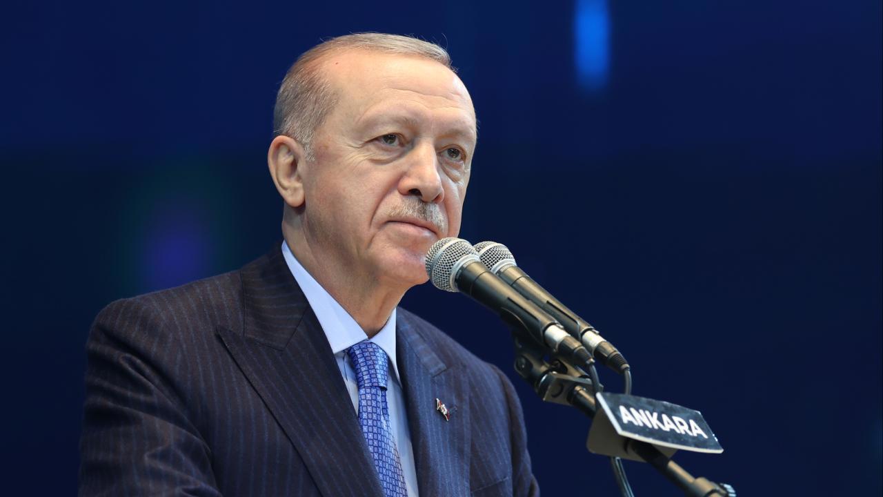 Erdoğan'dan Sert Açıklama: Türk Milleti Karar Vermeye Devam Edecek